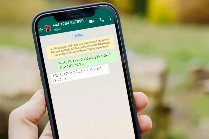 Cara Melihat Teks yang Dicoret di WhatsApp