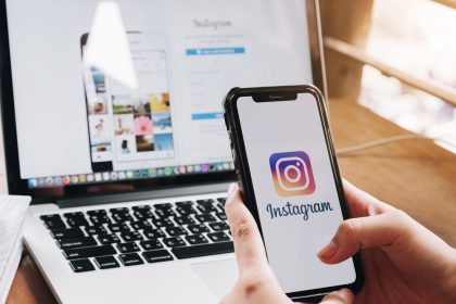 Cara Melihat Postingan Pertama di Instagram tanpa Scroll