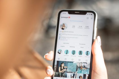 Cara Melihat Informasi Akun Instagram Orang Lain