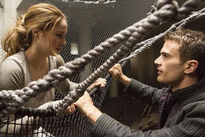 Sinopsis Film The Divergent